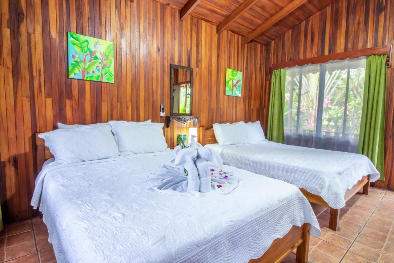 Hotel Rancho Cerro Azul La Fortuna Bagian luar foto