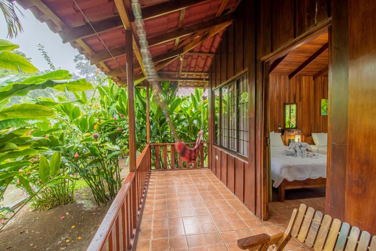 Hotel Rancho Cerro Azul La Fortuna Bagian luar foto