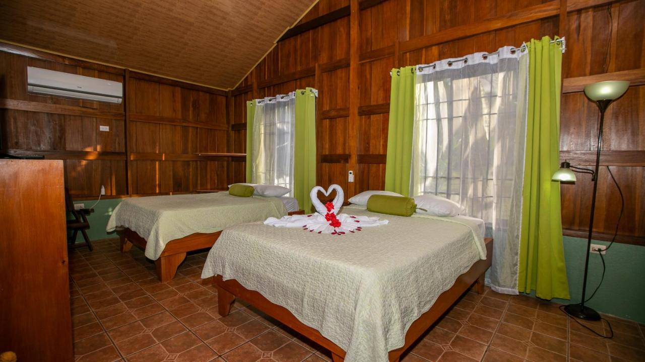Hotel Rancho Cerro Azul La Fortuna Bagian luar foto