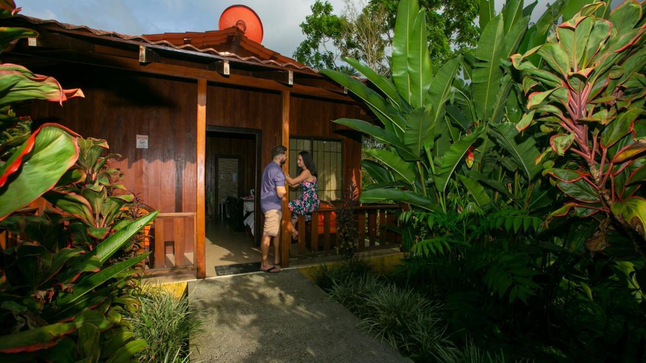Hotel Rancho Cerro Azul La Fortuna Bagian luar foto