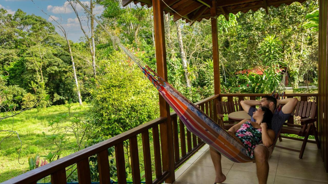 Hotel Rancho Cerro Azul La Fortuna Bagian luar foto