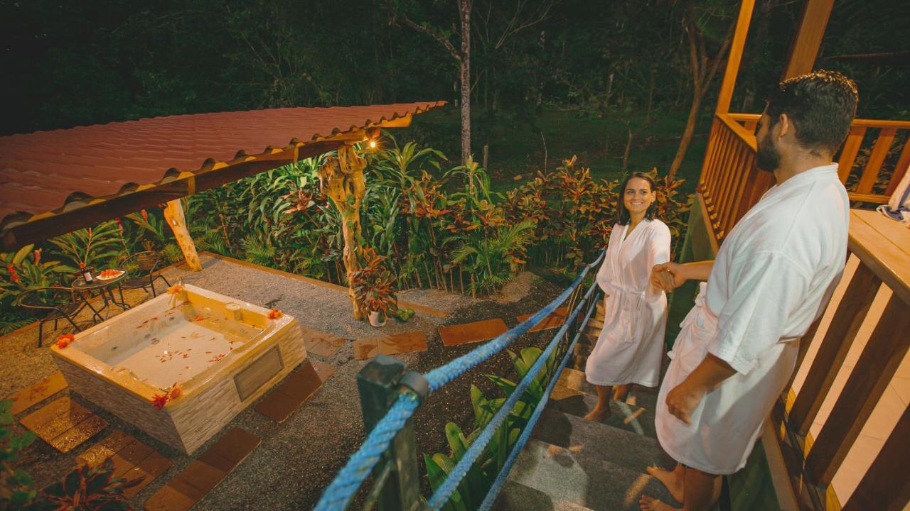 Hotel Rancho Cerro Azul La Fortuna Bagian luar foto