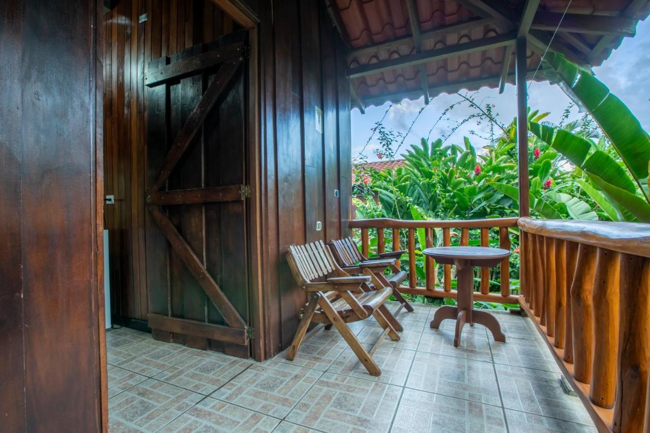 Hotel Rancho Cerro Azul La Fortuna Bagian luar foto