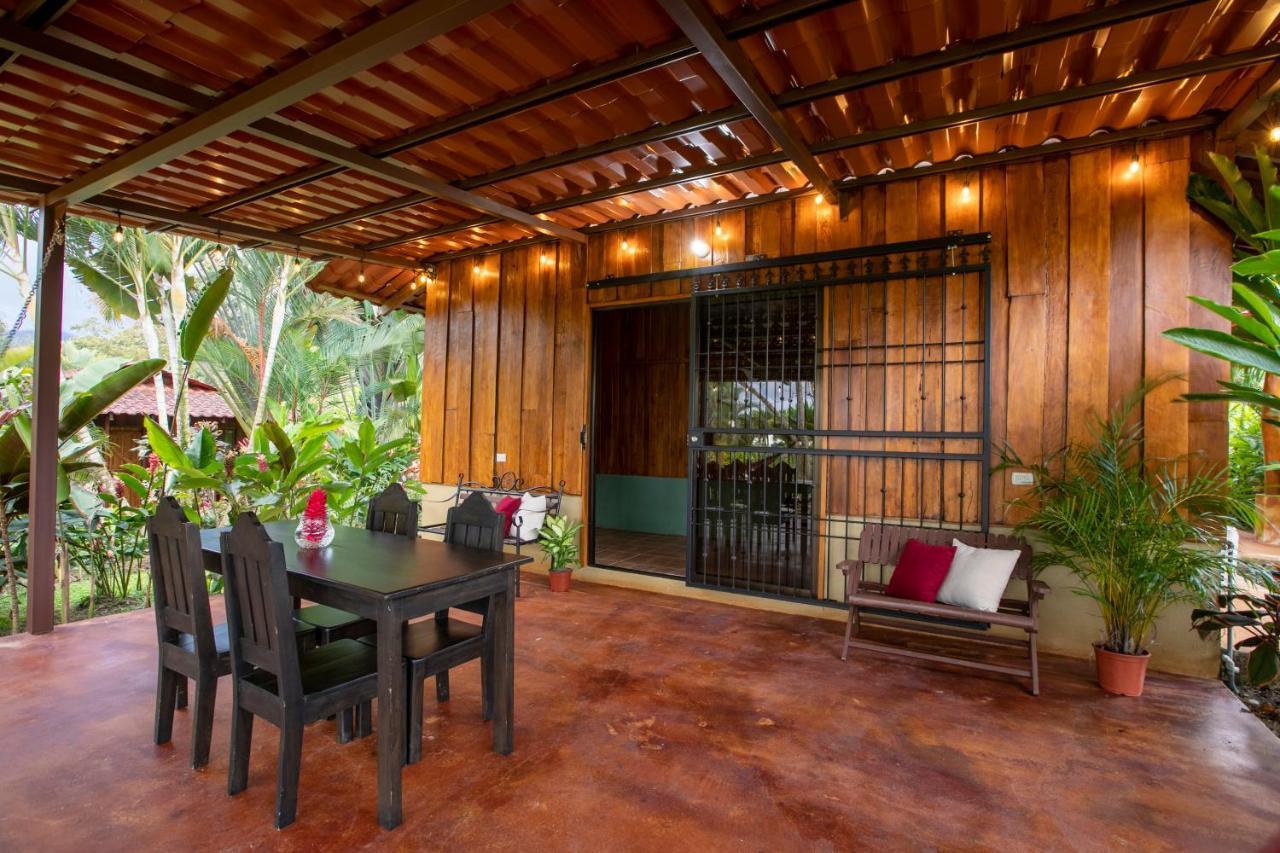 Hotel Rancho Cerro Azul La Fortuna Bagian luar foto