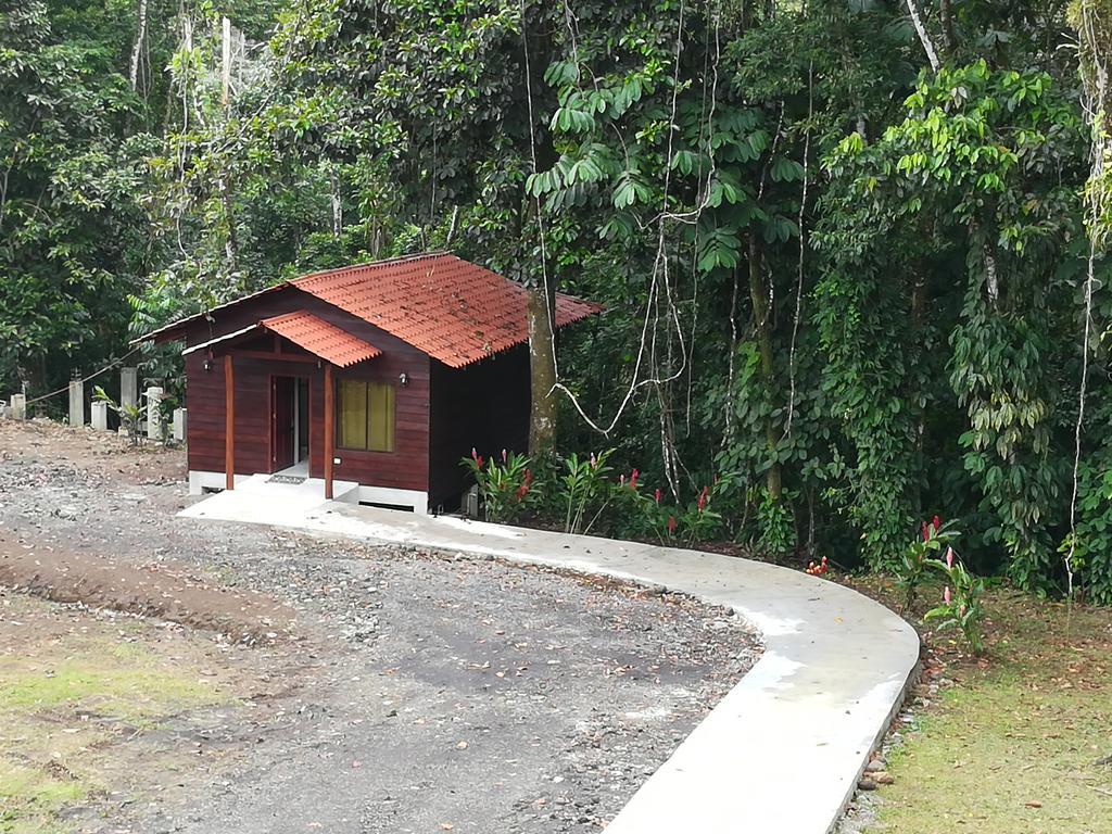 Hotel Rancho Cerro Azul La Fortuna Bagian luar foto