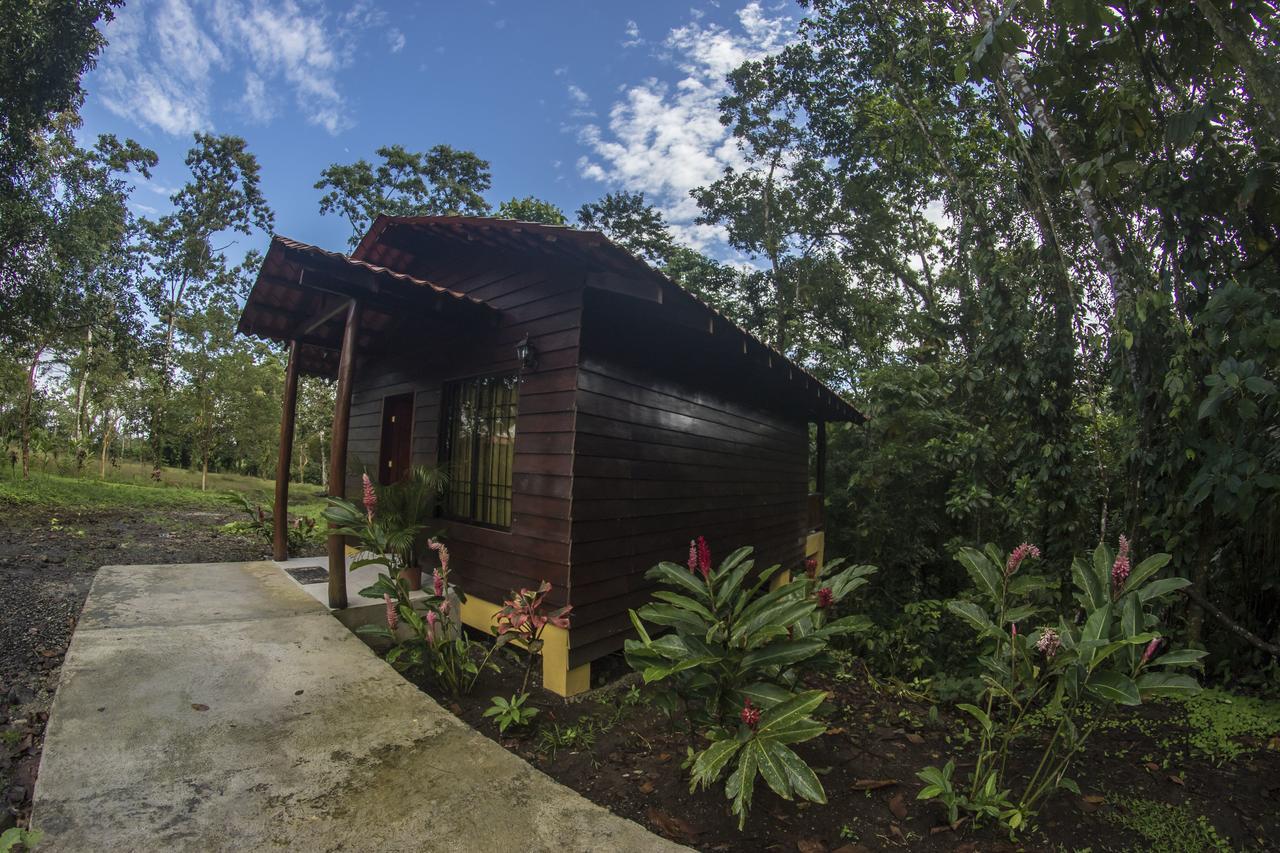 Hotel Rancho Cerro Azul La Fortuna Bagian luar foto