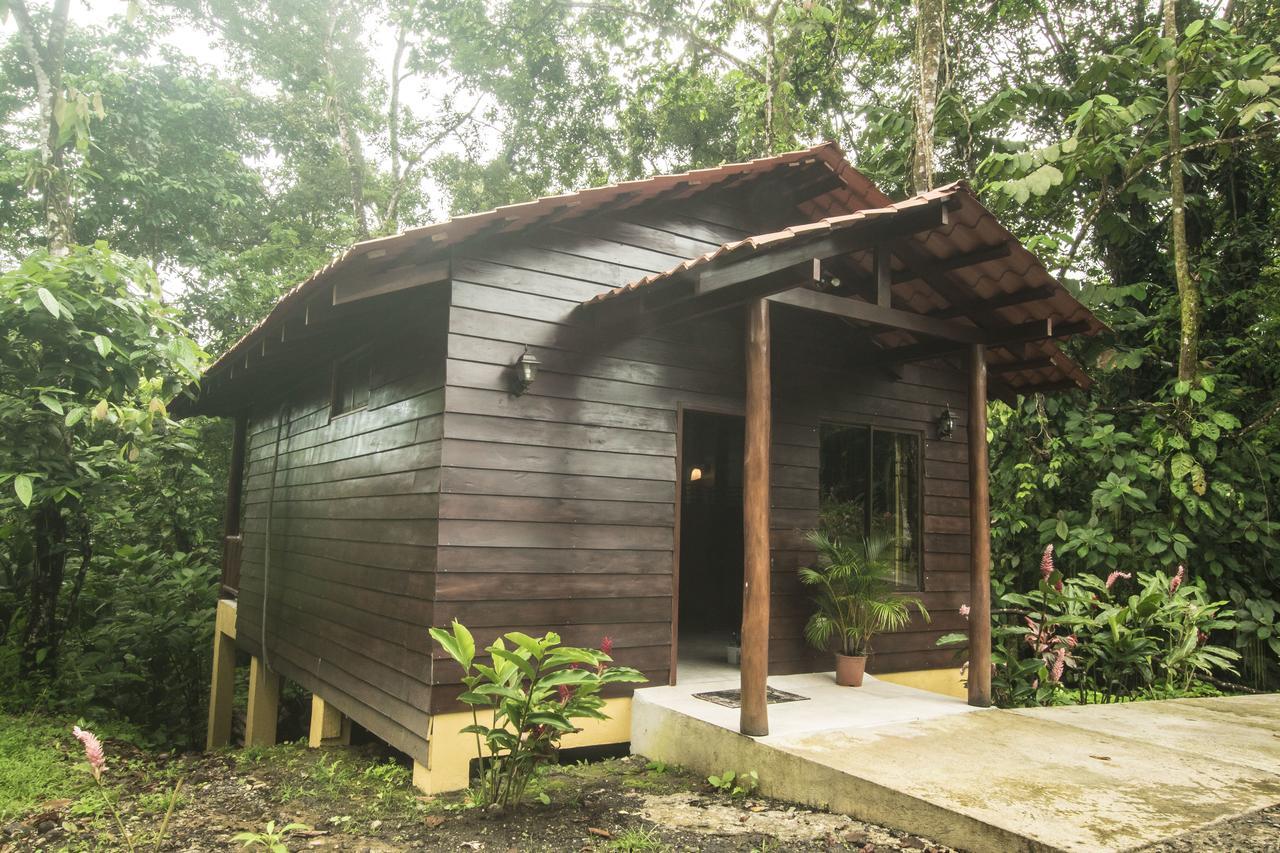 Hotel Rancho Cerro Azul La Fortuna Bagian luar foto
