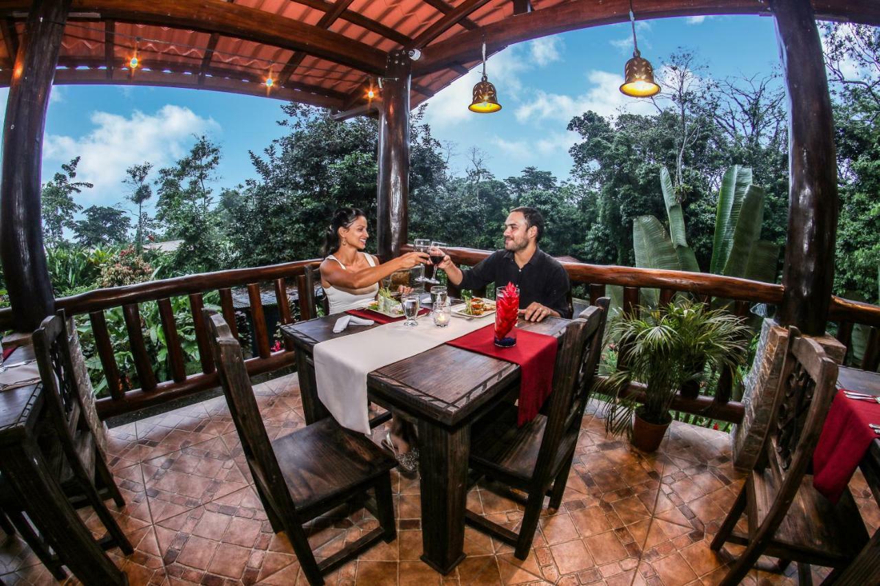 Hotel Rancho Cerro Azul La Fortuna Bagian luar foto